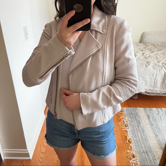 Aritzia Wilfred Montesson Motorcyle Crepe jacket - Picture 3 of 16